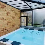 Hotel Clos La Boëtie&spa 4*