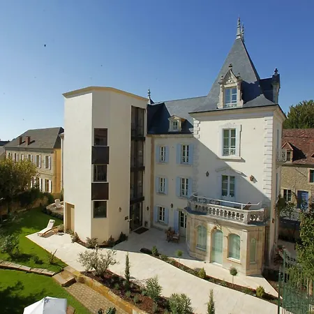 Szálloda Clos La Boetie & 4*