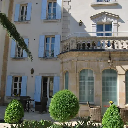 Clos La Boetie & Hotel 4*