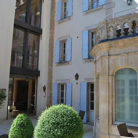 Szálloda Clos La Boetie & 4*
