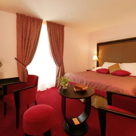 Clos La Boetie & 4* Sarlat-la-Canéda