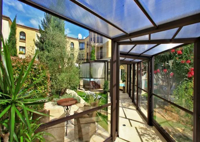 Hotel Clos La Boetie &