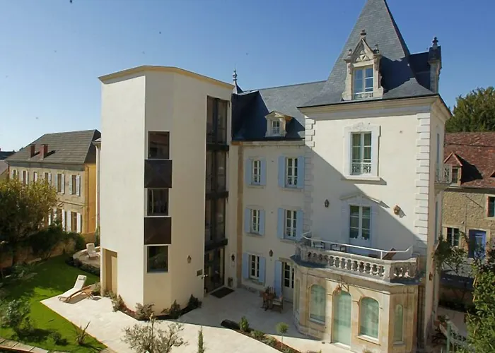 Hotel Clos La Boetie & 4*