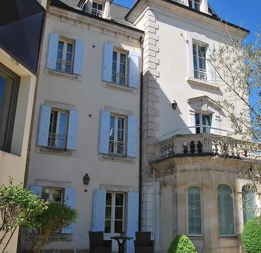 Hotel Clos La Boetie & 4*